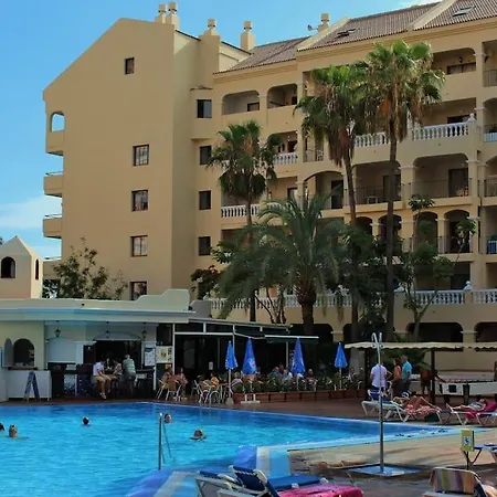 One Bedroom With Large Balcony Apartament